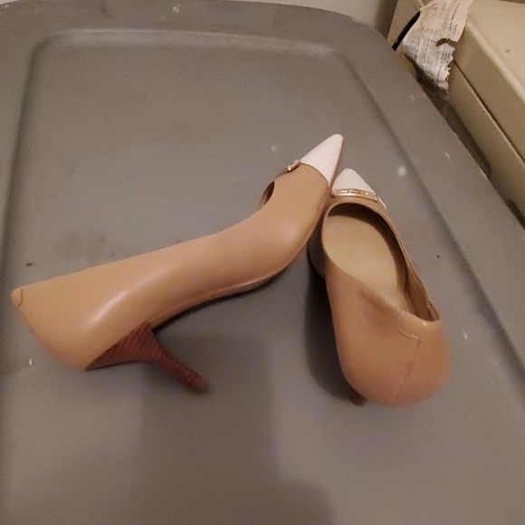 Authentic Coach shoes - Picture 2 of 2